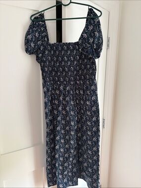 Navy Floral Puff-Sleeve Midi Dress